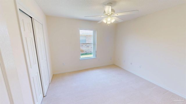 8293 Onich Dr, Navarre, FL 32566