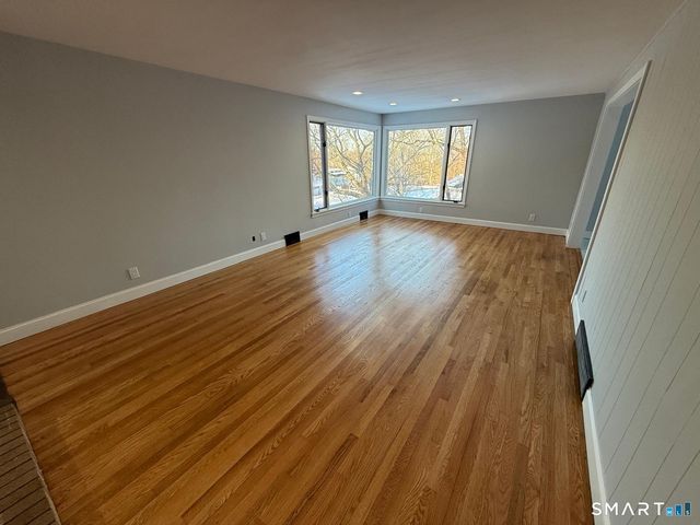 46 Bracewood Road, Waterbury, CT 06706