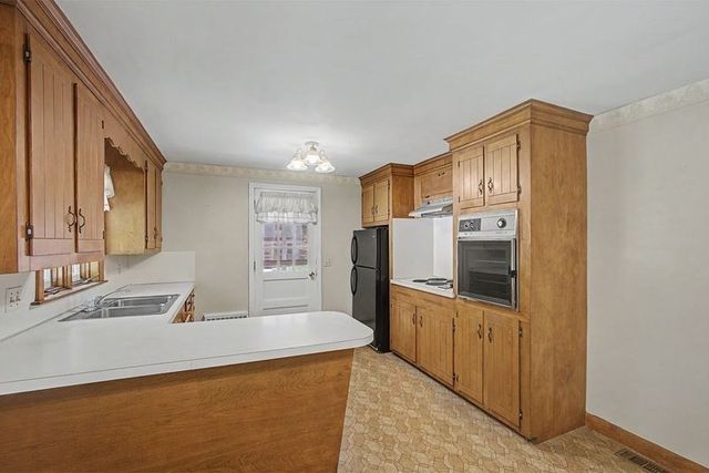 11 Federal Street, Blackstone, MA 01504