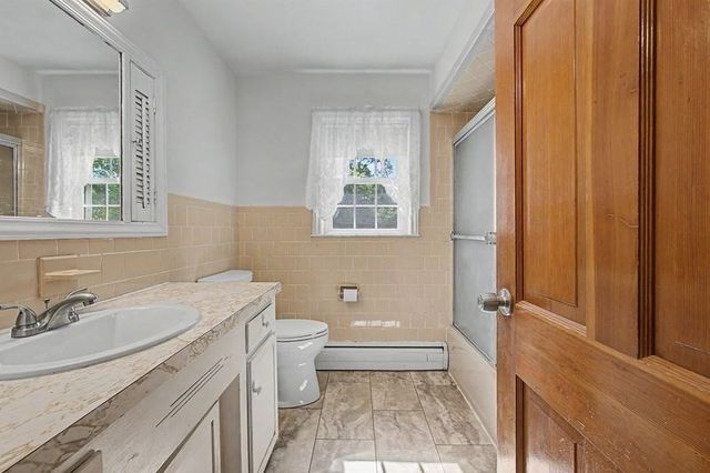 11 Federal Street, Blackstone, MA 01504
