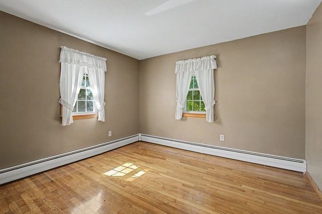 11 Federal Street, Blackstone, MA 01504