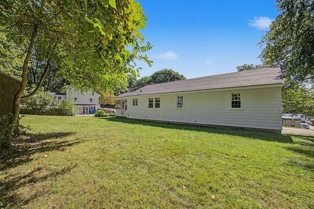 11 Federal Street, Blackstone, MA 01504
