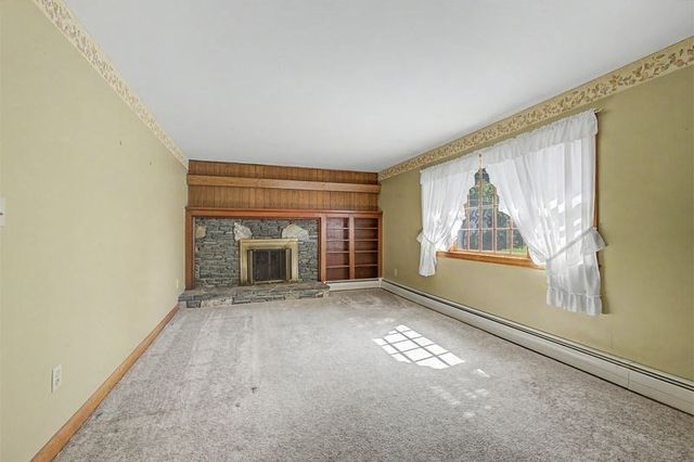11 Federal Street, Blackstone, MA 01504