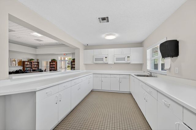 9599 Weldon Circle A412, Tamarac, FL 33321