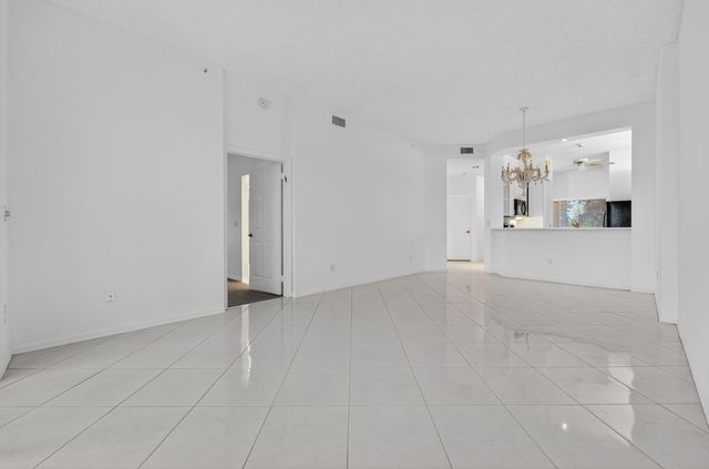 9599 Weldon Circle A412, Tamarac, FL 33321