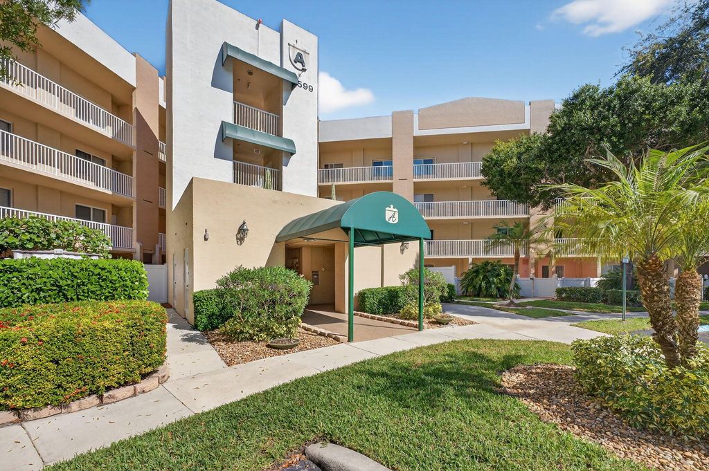 9599 Weldon Circle A412, Tamarac, FL 33321