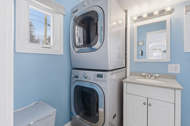 203 Lakeshore Road, Franklin, NH 03235