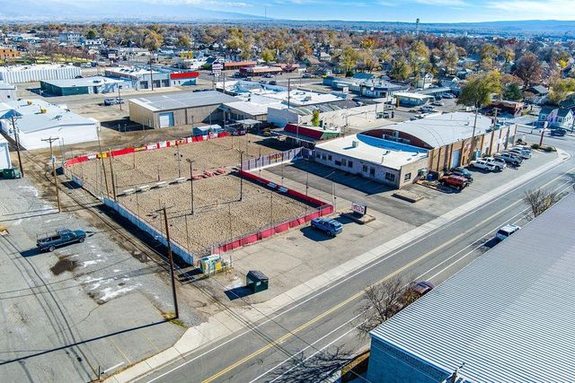 304 & 330 North Avenue, Grand Junction, CO 81501