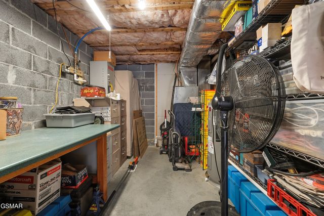 428 Kimberly Heights Road, Sevierville, TN 37876