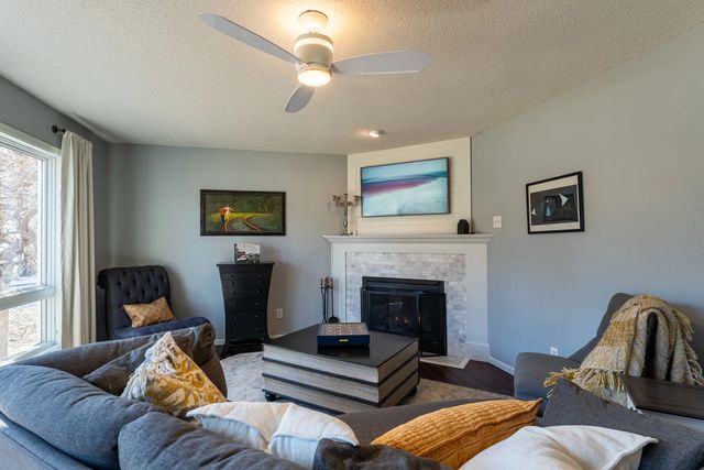 723 36th Street W, Hastings, MN 55033