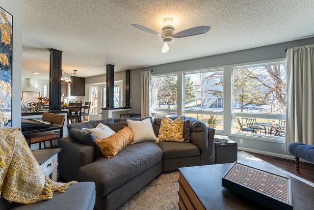 723 36th Street W, Hastings, MN 55033