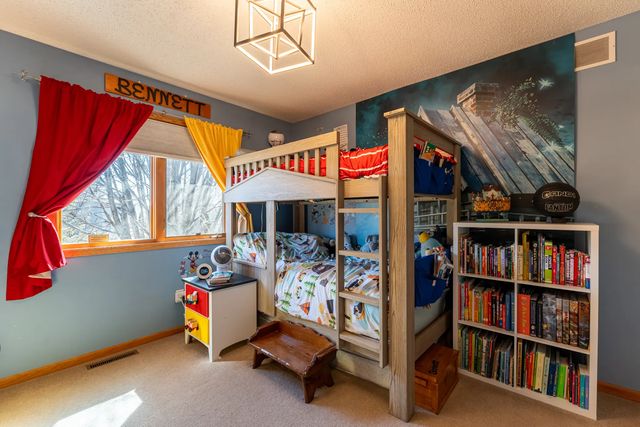 723 36th Street W, Hastings, MN 55033