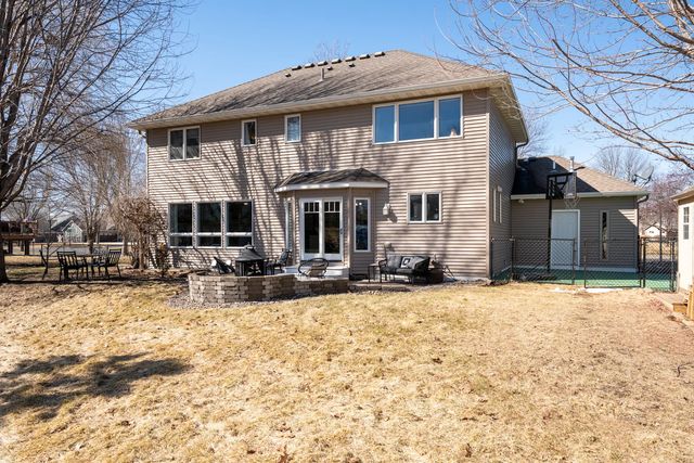 723 36th Street W, Hastings, MN 55033