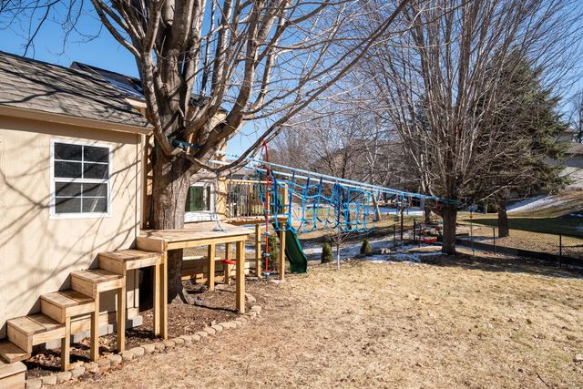 723 36th Street W, Hastings, MN 55033