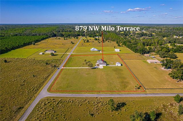 879 NW MILO TERRACE, Lake City, FL 32055