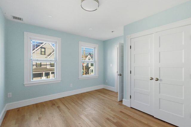 23 Gay Head St 2, Boston, MA 02130