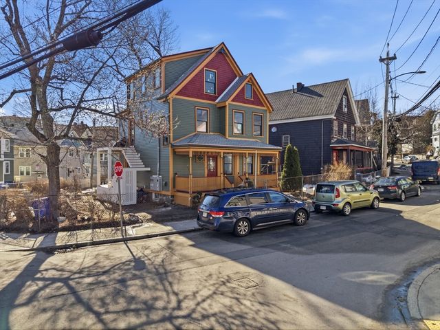 23 Gay Head St 2, Boston, MA 02130