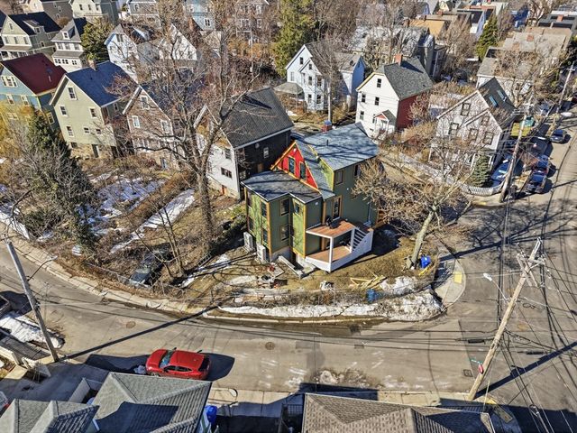 23 Gay Head St 2, Boston, MA 02130