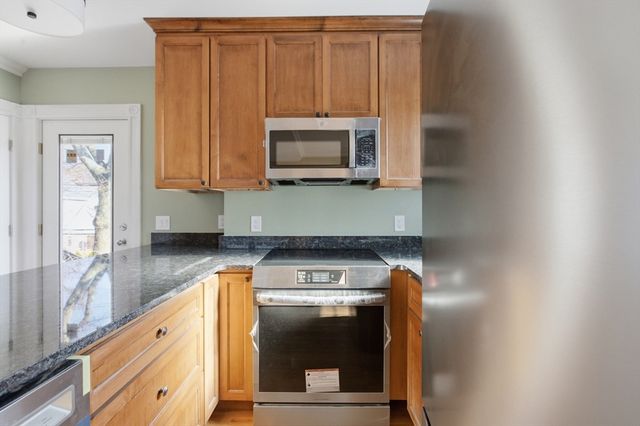 23 Gay Head St 2, Boston, MA 02130