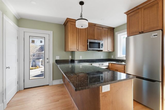 23 Gay Head St 2, Boston, MA 02130