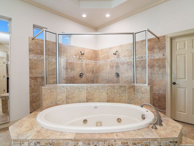 631 Sentry Hill, San Antonio, TX 78260