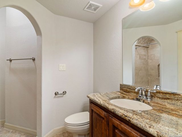 631 Sentry Hill, San Antonio, TX 78260