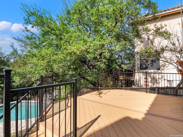 631 Sentry Hill, San Antonio, TX 78260