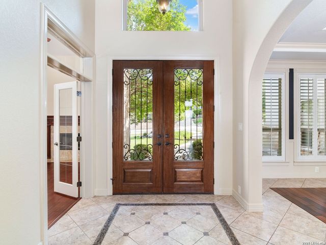 631 Sentry Hill, San Antonio, TX 78260