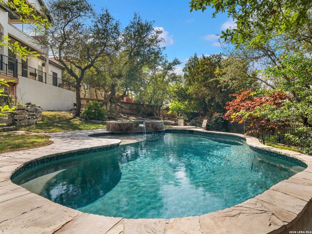 631 Sentry Hill, San Antonio, TX 78260