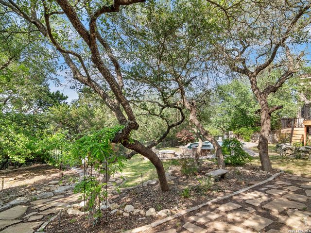 631 Sentry Hill, San Antonio, TX 78260