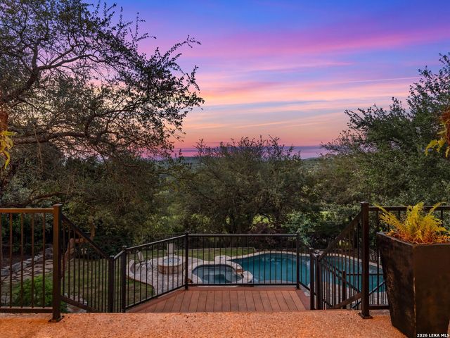 631 Sentry Hill, San Antonio, TX 78260