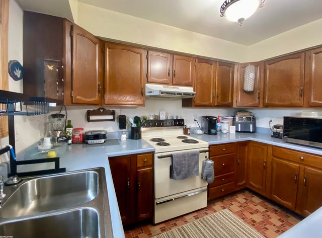 17250 Armada Center Road, Armada, MI 48005