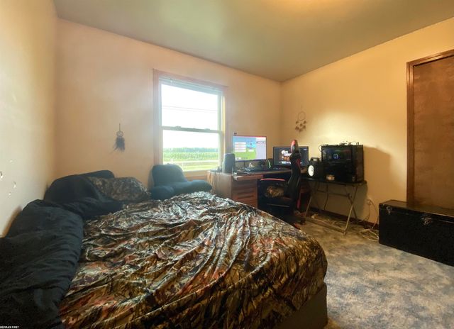 17250 Armada Center Road, Armada, MI 48005