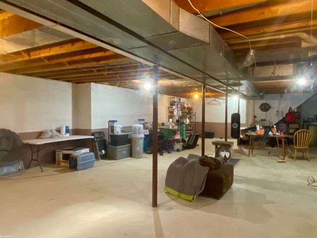 17250 Armada Center Road, Armada, MI 48005