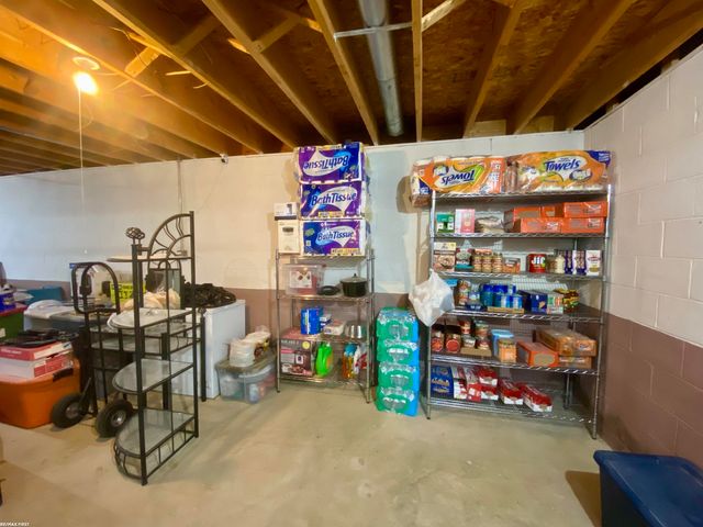 17250 Armada Center Road, Armada, MI 48005