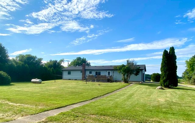17250 Armada Center Road, Armada, MI 48005