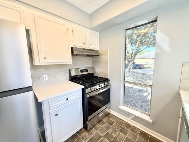 5359 Friar Tuck Drive, Katy, TX 77493