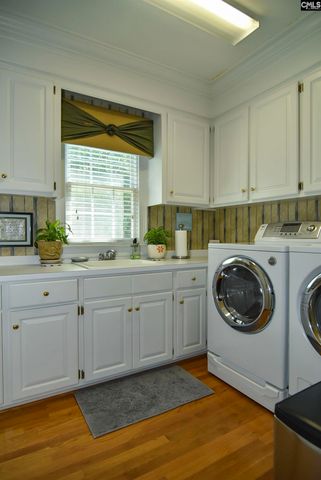 568 Charles Court, Lexington, SC 29072