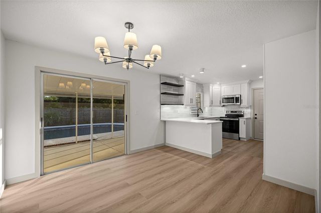 5611 NE 5TH PLACE, Ocala, FL 34470