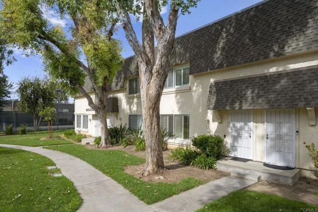 6521 Wystone Avenue 3, Reseda, CA 91335