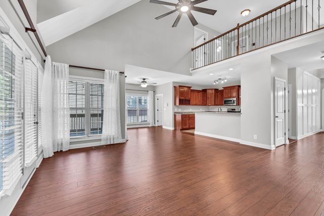 833 E Accipiter Cir, Clarksville, TN 37043