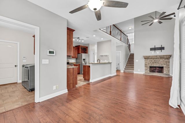 833 E Accipiter Cir, Clarksville, TN 37043