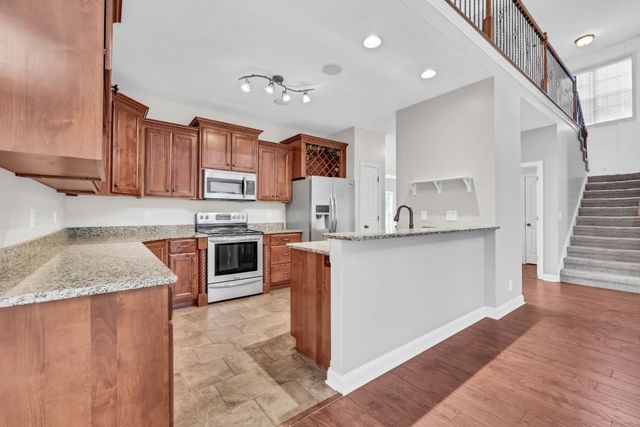 833 E Accipiter Cir, Clarksville, TN 37043