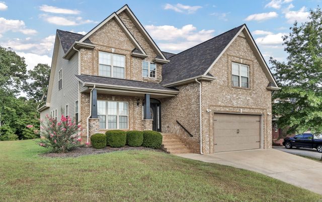 833 E Accipiter Cir, Clarksville, TN 37043