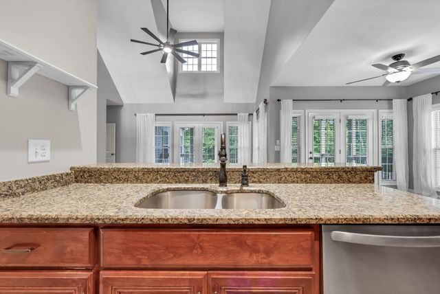 833 E Accipiter Cir, Clarksville, TN 37043