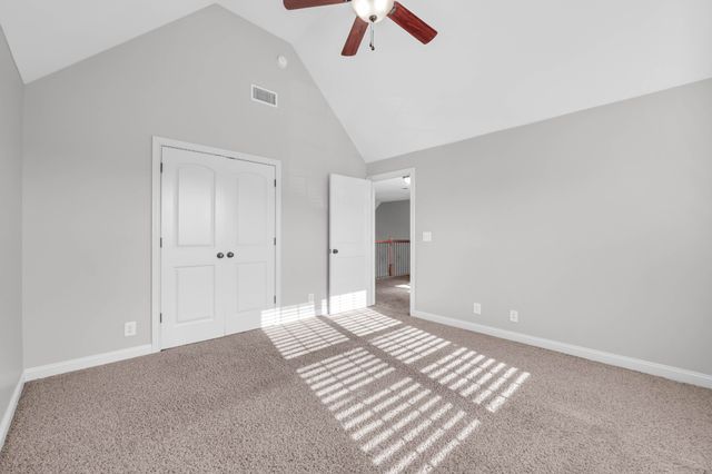 833 E Accipiter Cir, Clarksville, TN 37043