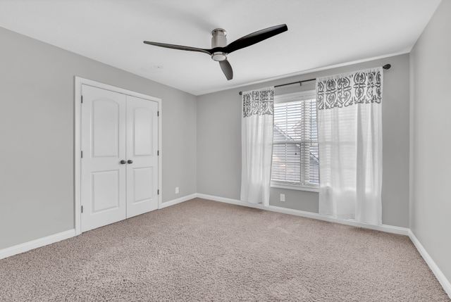 833 E Accipiter Cir, Clarksville, TN 37043