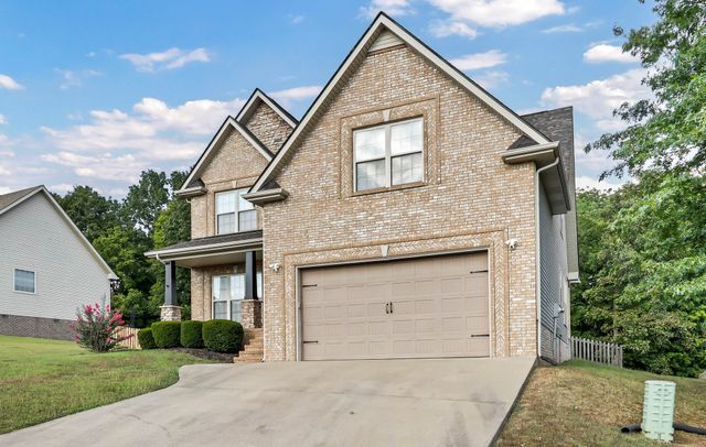 833 E Accipiter Cir, Clarksville, TN 37043