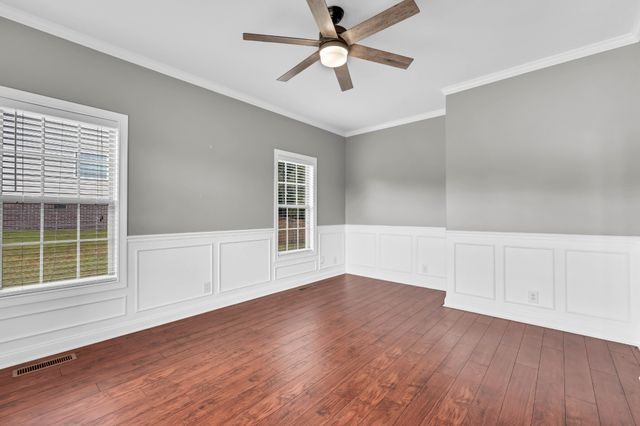 833 E Accipiter Cir, Clarksville, TN 37043