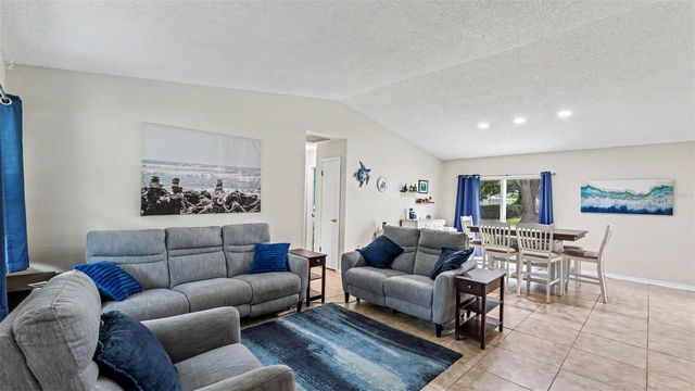 3505 CHRISTINA GROVES CIRCLE N, Lakeland, FL 33813